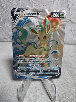 Leafeon V Holographic